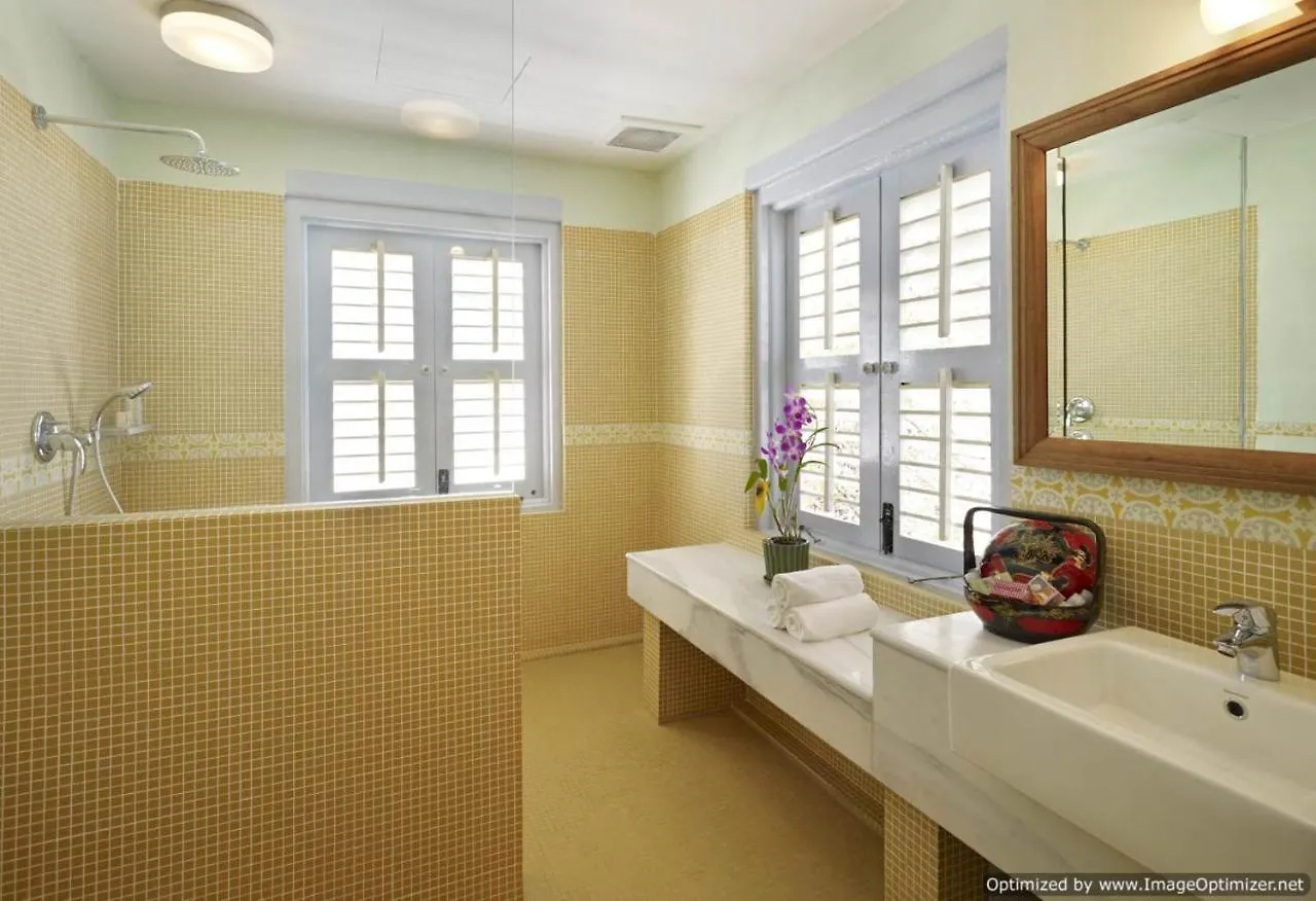 23 Love Lane Hotel George Town