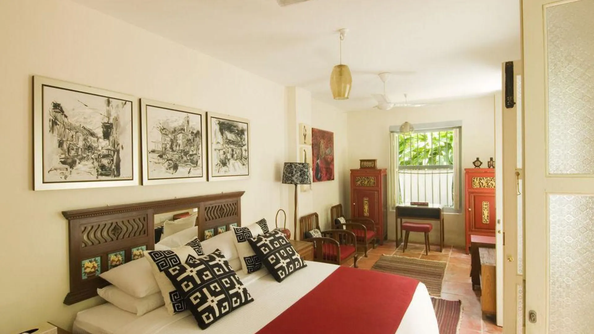23 Love Lane Hotel George Town