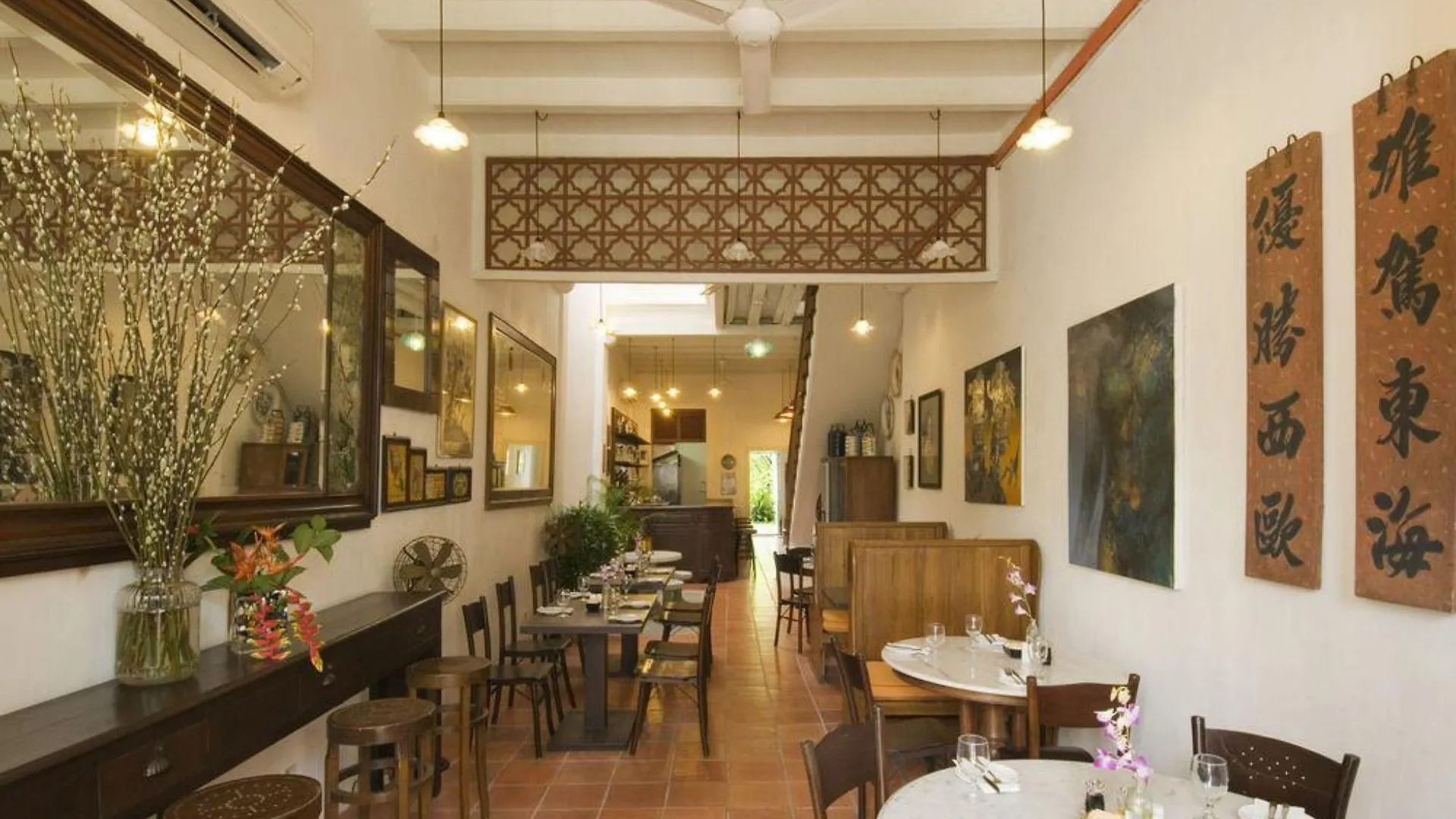 23 Love Lane Hotel George Town  5*,